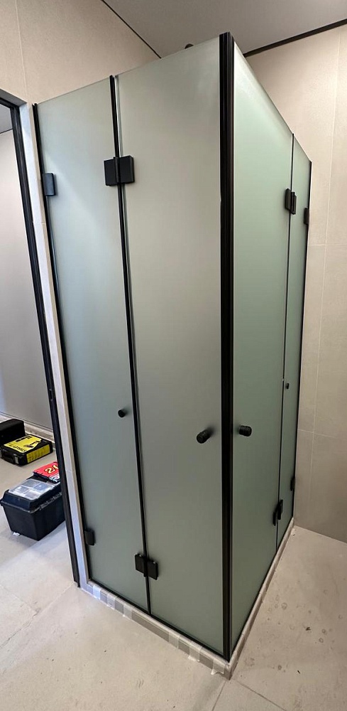 Г-образная кабина фото